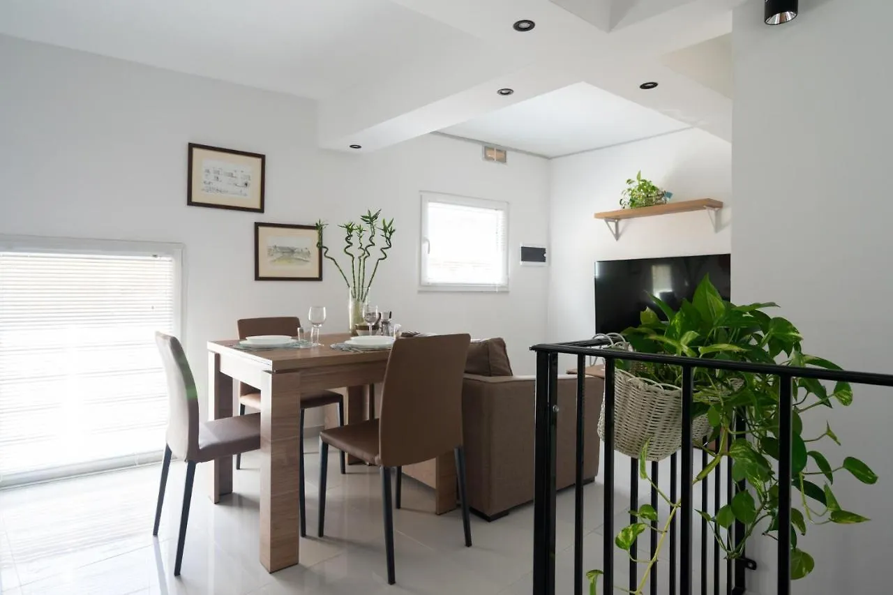 Apartment The Shoebox -Stylish & Cosy House Cospicua
