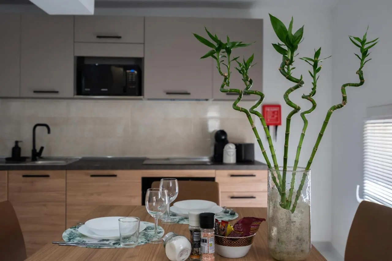 The Shoebox -Stylish & Cosy House Cospicua Apartment
